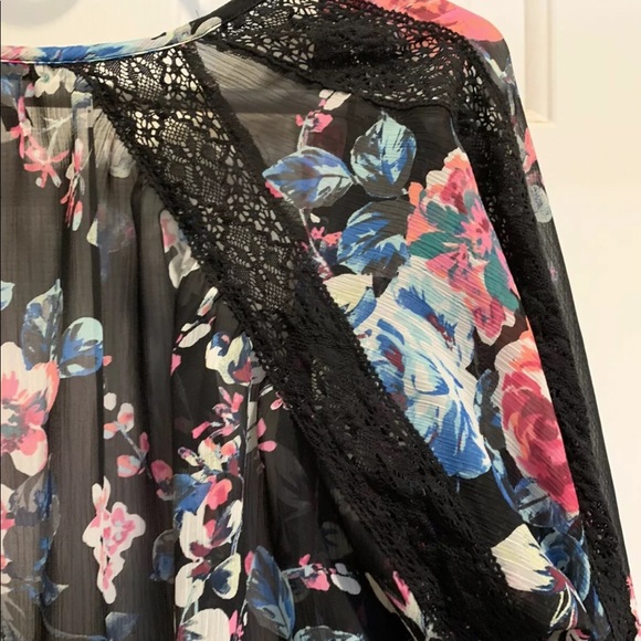 EXPRESS Women’s XS Floral Lace Kimono - Picture 5 of 6